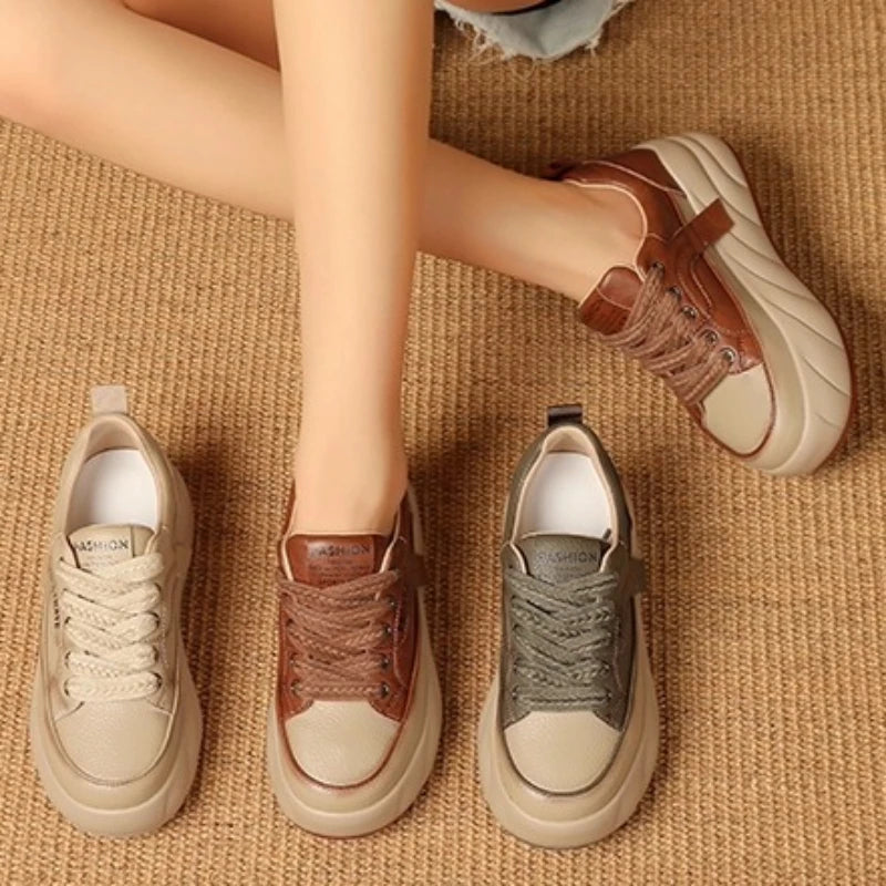 Martins sko med kilehæl