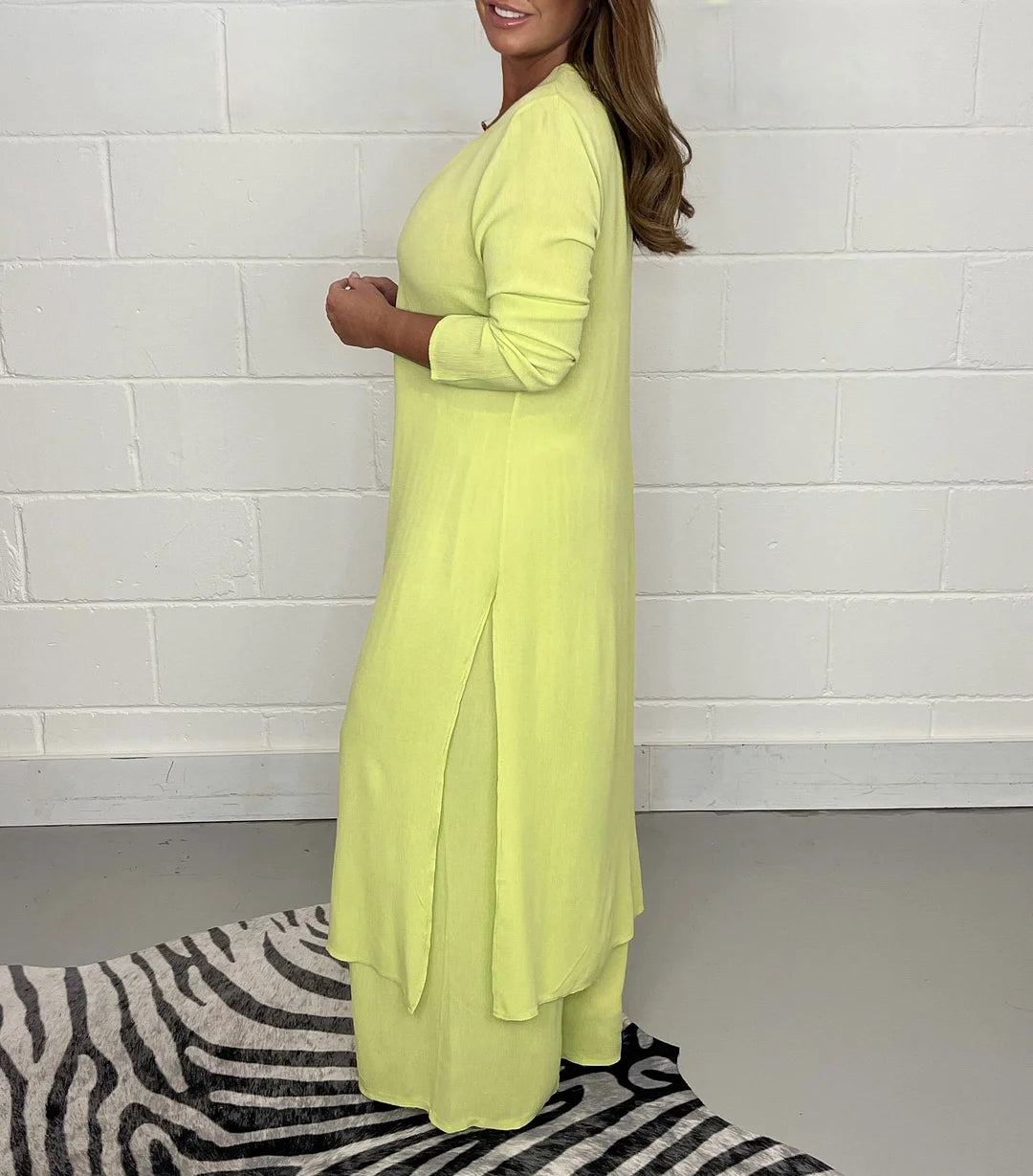 Casualowy 2-częściowy zestaw z długim topem i dopasowanymi spodniami