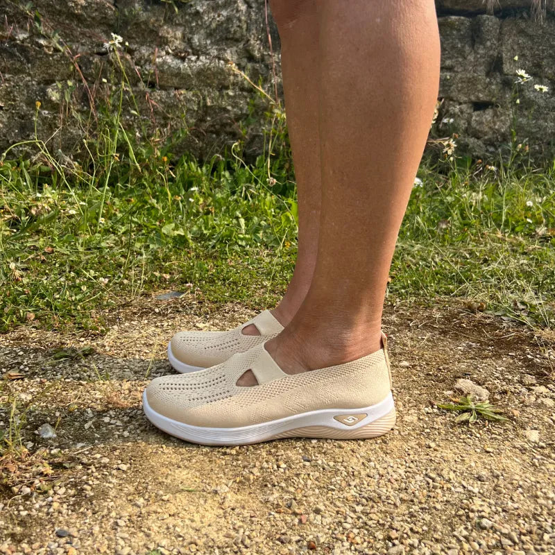 Buty ortopedyczne – Komfort dla wrażliwych stóp 