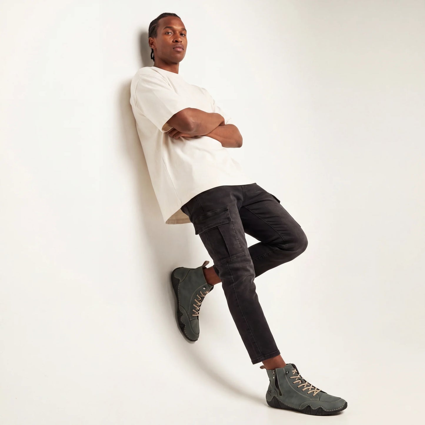 VogSalkin - Kestävät ja kestävästä materiaalista valmistetut vetoketjulliset kengät 